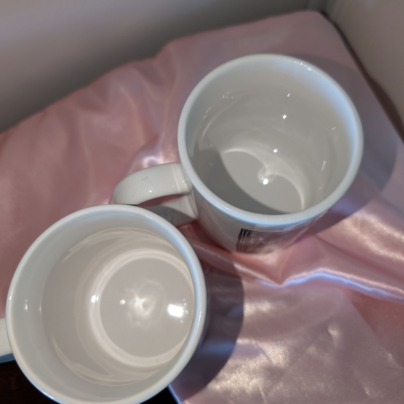 Home Essentials Black and White Ceramic Mugs Set - Picture 4 of 4